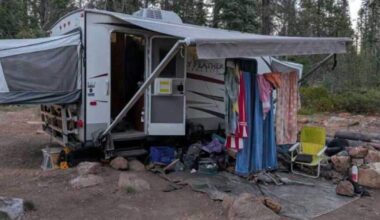Father-son duo accused of kidnapping federal biologists in California to face new charges | National