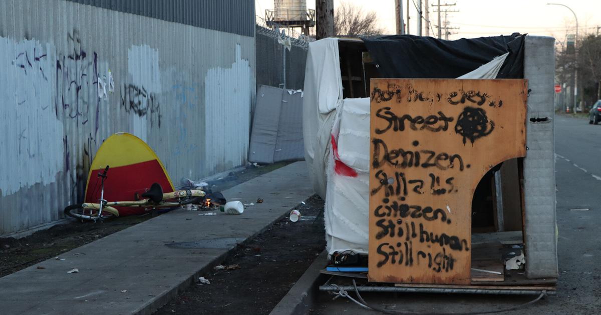 8th and Harrison encampment residents allege Berkeley gave gift cards instead of accommodations | Housing