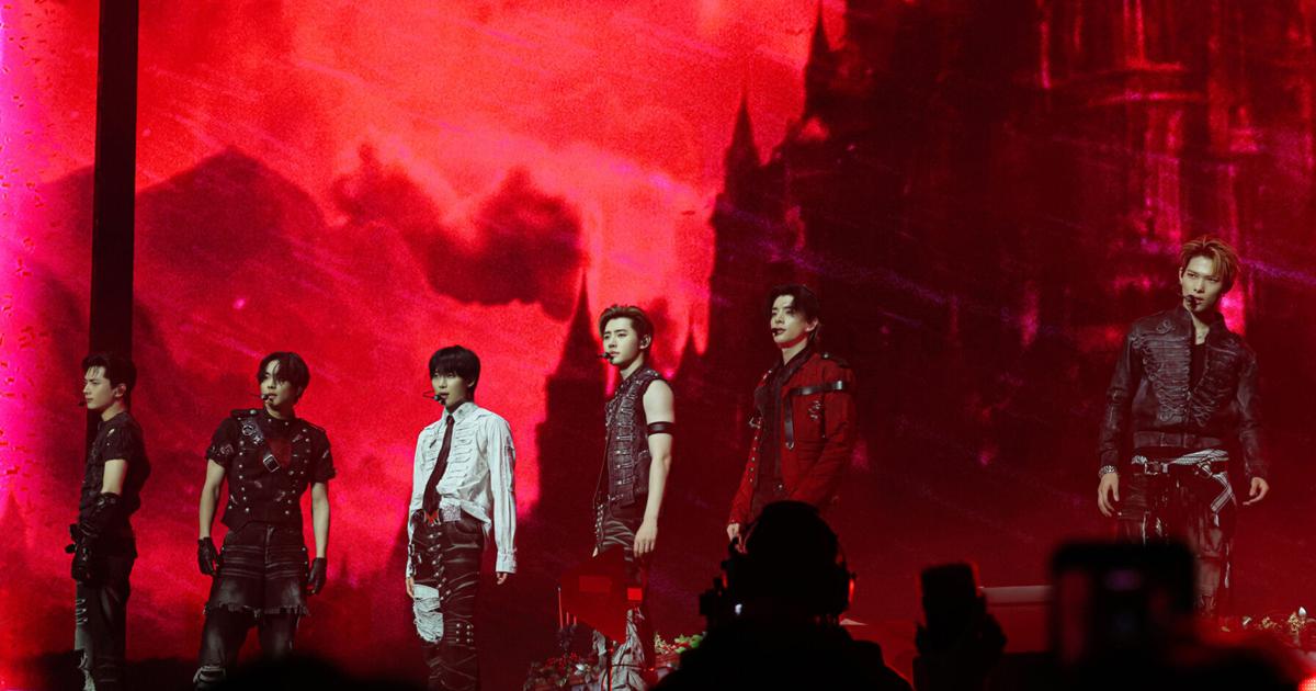 Enhypen brings vampy magnetism to Oakland Arena | Concerts