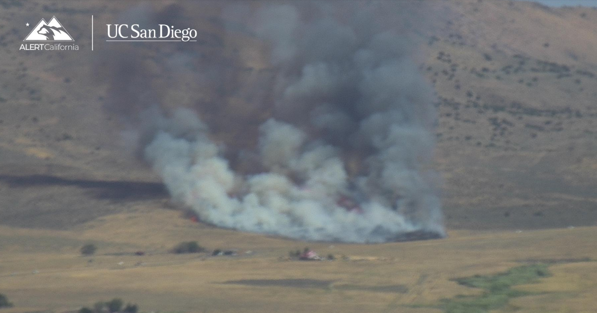 Wildfire northwest of Cold Springs near Nevada-California border, evacuation orders in Washoe County | Local News