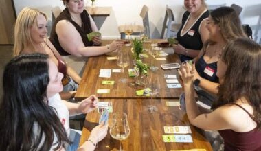 Let’s go girls: Meet-up clubs help women form community in adulthood | Lifestyles