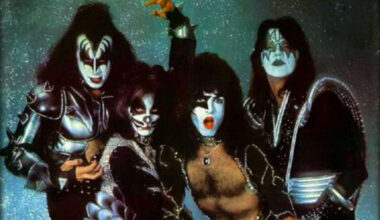 KISS SET TO RELEASE 'KISS DESTROYS ANAHEIM '76' LIVE ALBUM