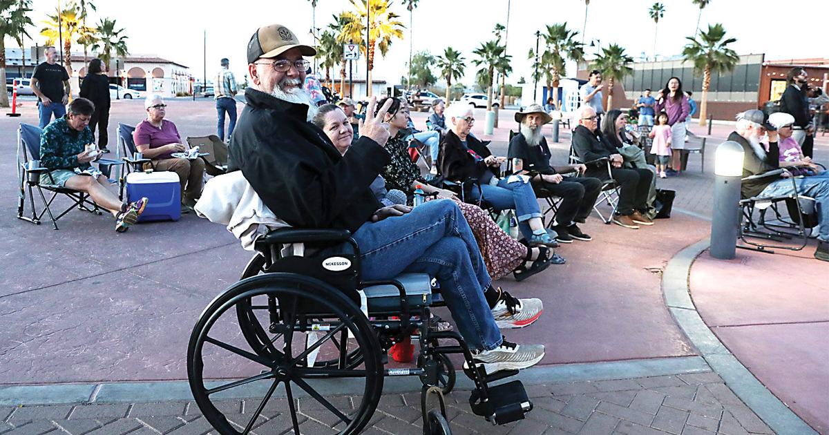 Concerts return to Freedom Plaza stage | Desert Trail