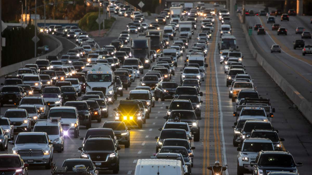 Overnight Closures to Begin Friday on 405 Freeway Through Sepulveda Pass