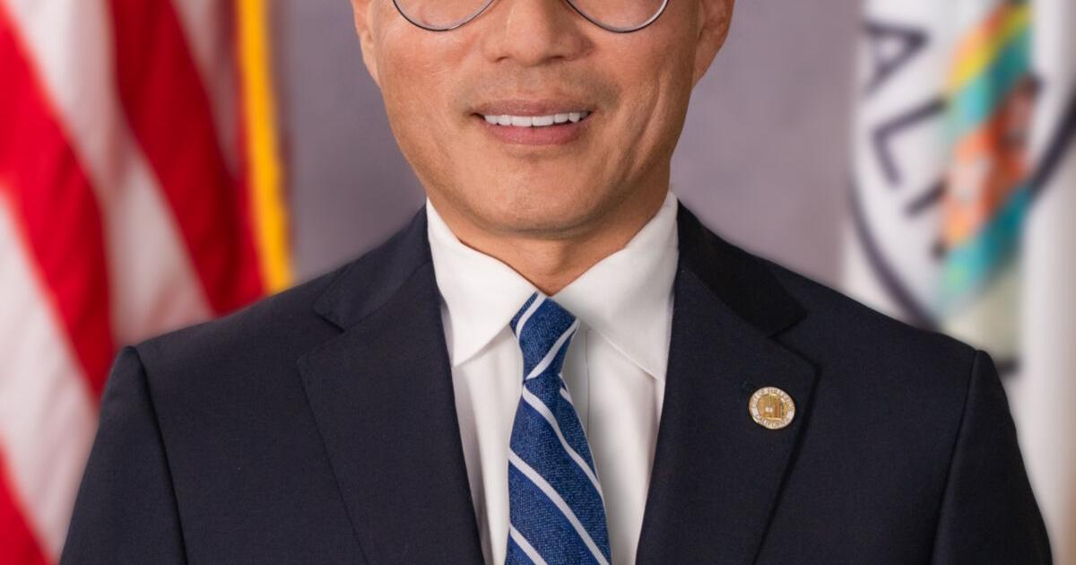 Fullerton mayor addresses volunteer visits after notice of intention to recall issued | News