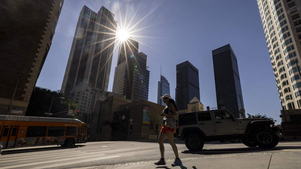 Hot, Muggy Conditions to Persist Saturday Before Sunday Relief
