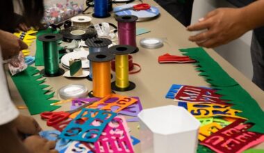 Fullerton Public Library hosts “Lauv”-ly Craft Night | Lifestyle