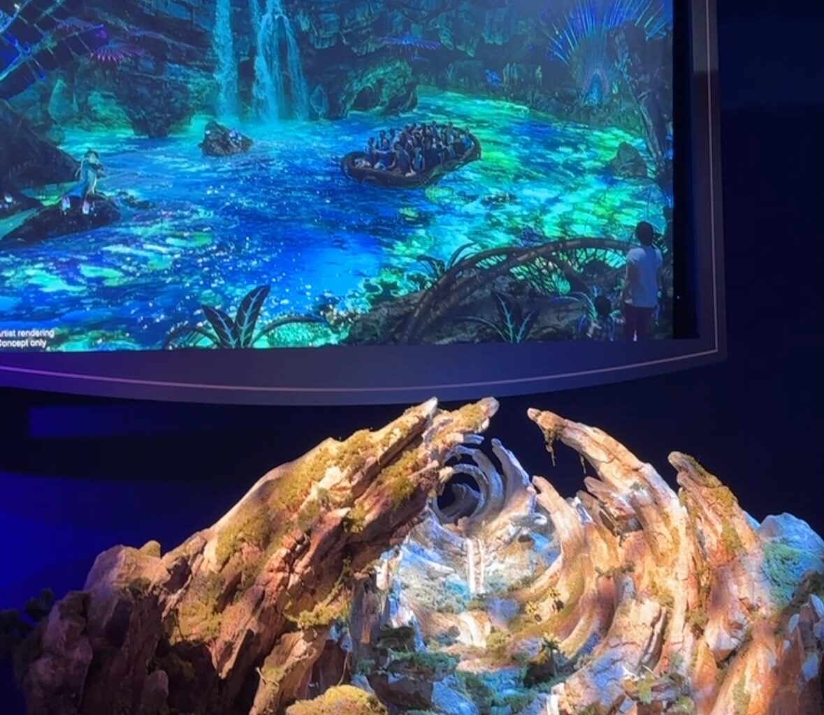 The new #Avatar attraction coming to Disney California Adventure, which will highlight ‘The Way of Water,’ was on display in the show room floor at #D23 It was briefly mentioned at the Disney Experiences Showcase, however, no date has been given as to when the new land and ride will open
