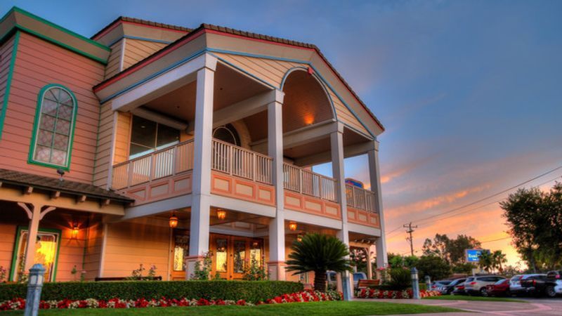Buck Owens Crystal Palace provided by Buck Owens Production Co{ }
