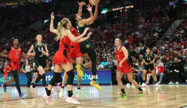 Los Angeles defeats Portland in WNBA game