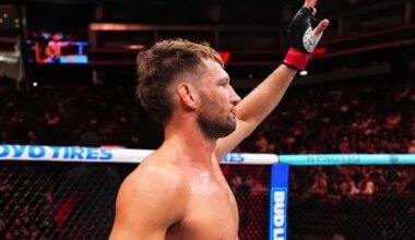 UFC Sacramento video: Reinier de Ridder thrashes Roman Dolidze
