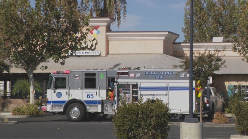 {p}A kitchen hood fire at Chuy’s on Rosedale Highway prompted a multi-agency response Tuesday morning, with the blaze quickly contained. PHOTO: KBAK/KBFX{/p}