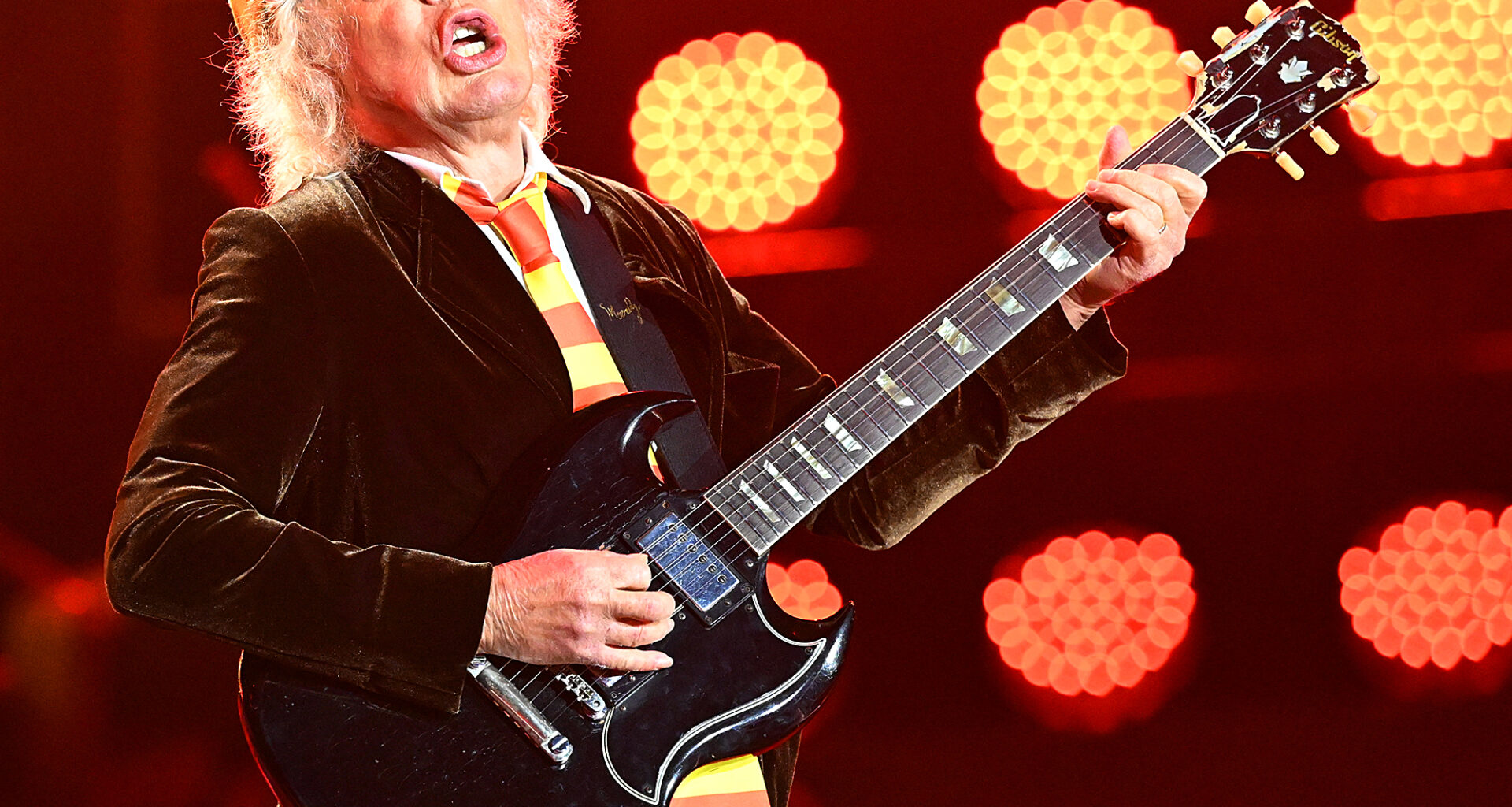 Review: AC/DC, Angus Young concert tour fills Levi's Stadium in Santa Clara