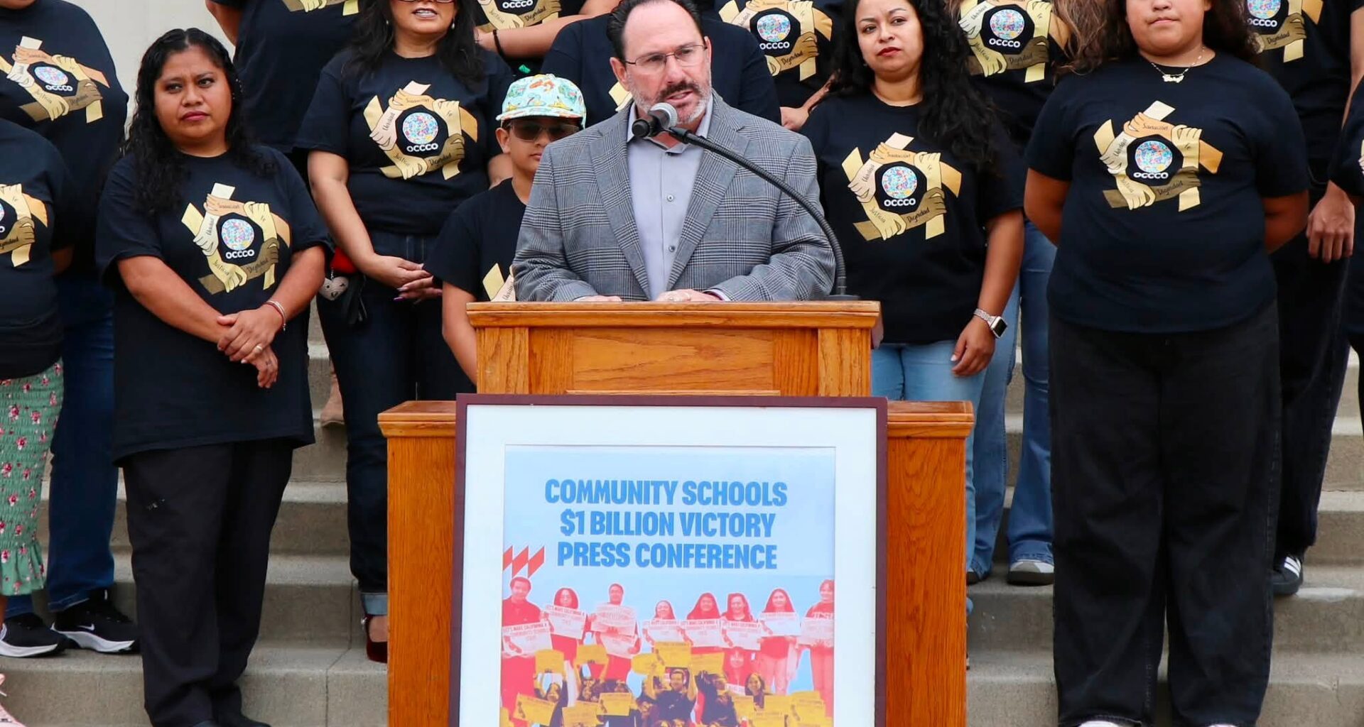 Anaheim Union High School District Superintendent Jaron Fried leads community members in the community schools celebration at Anaheim High School Aug. 4. (Courtesy of AUHSD)