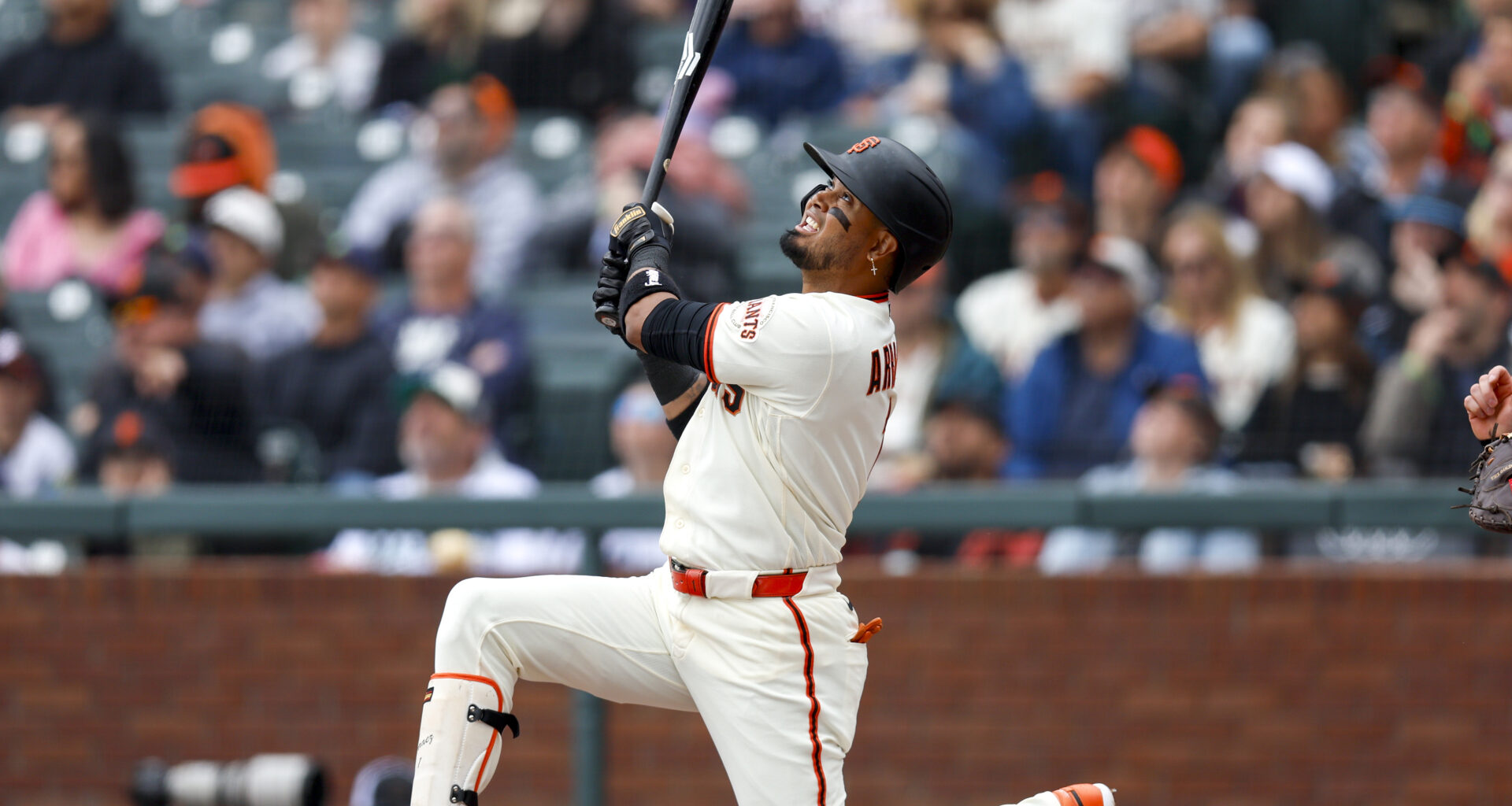 SF Giants trade Luis Arraez, Caleb Kilian to Philadelphia Phillies