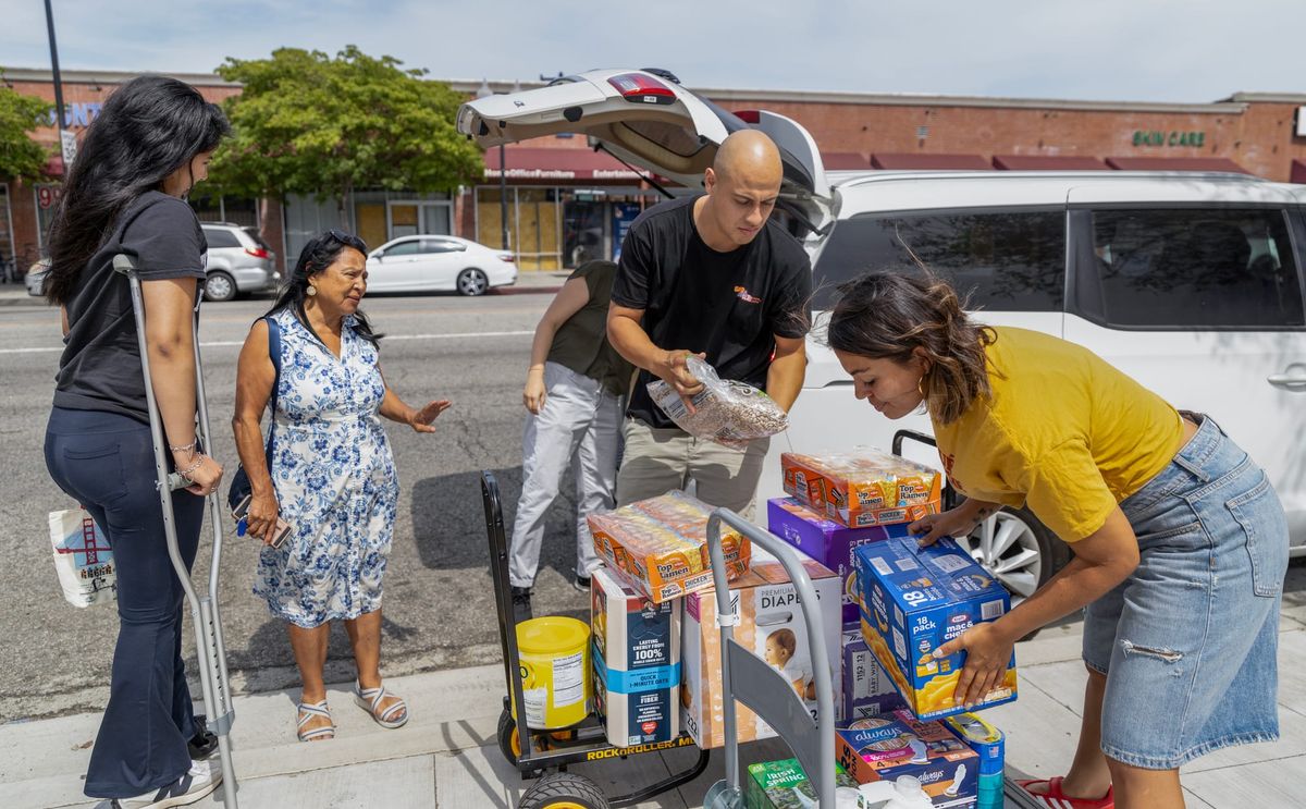 Long Beach couple rallies community in donation drive for Colombian earthquake survivors