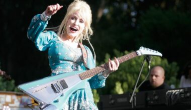 Image of: What Dolly Parton Left in San Francisco