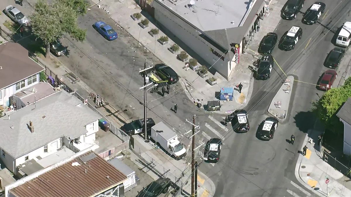Watch: Scene of fatal Oakland shooting – KION Central Coast
