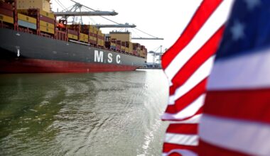 Port of Oakland advances $640 million plan to widen estuary for larger cargo ships