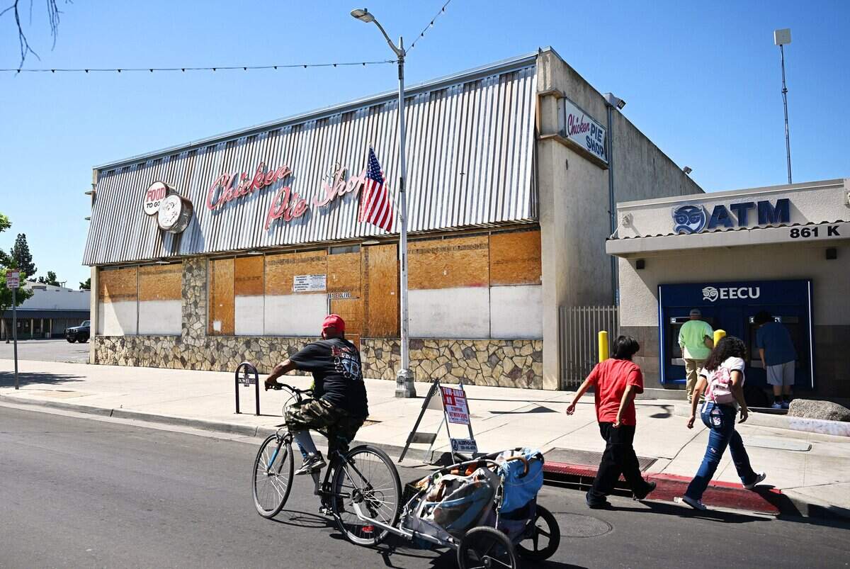 The Chicken Pie Shop location on Olive Avenue remains closed, photographed in the Tower District Thursday, June 4, 2026 in Fresno.