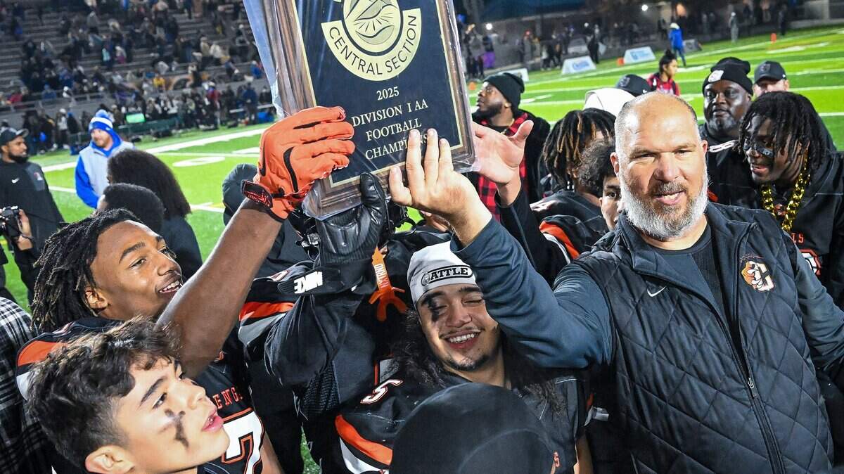 Fresno Bee preseason top 5 Central Section rankings
