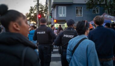 Oakland police reach tentative deal for 14% pay raise over 5 years