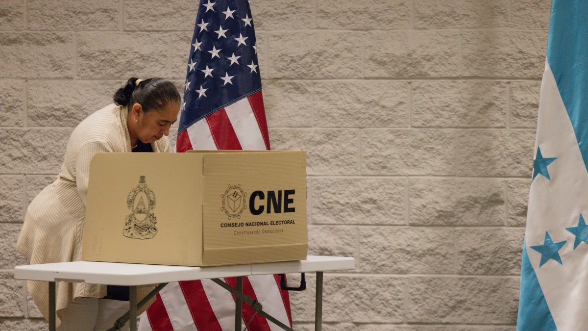LA County seeks bilingual election workers for November election – NBC Los Angeles