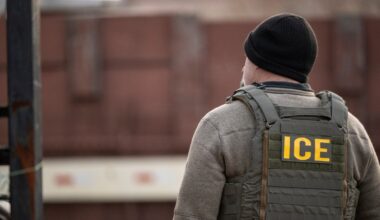 Deadline for ICE officers to get body cameras – NBC Los Angeles