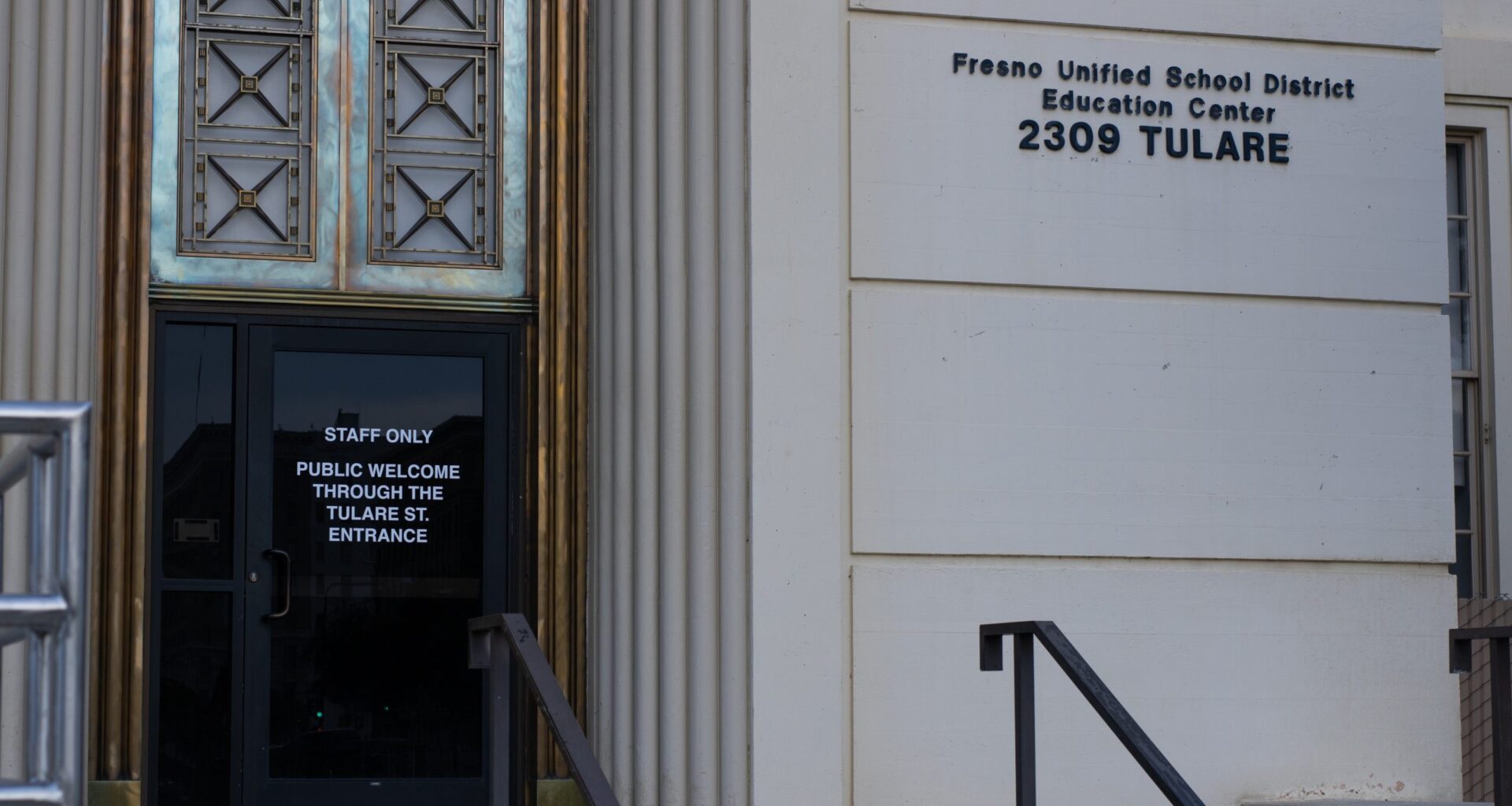 Grand Jury says Fresno Unified gets to improve employee reviews