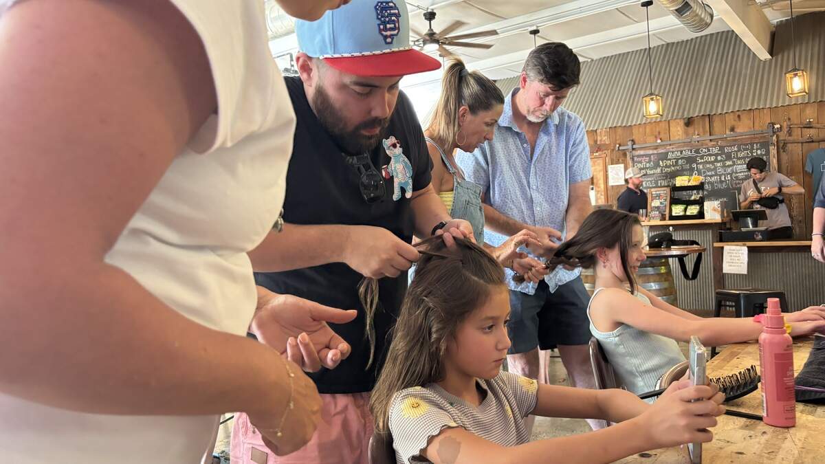 ‘Pints and Ponies’ teaches Sacramento dads hair braiding