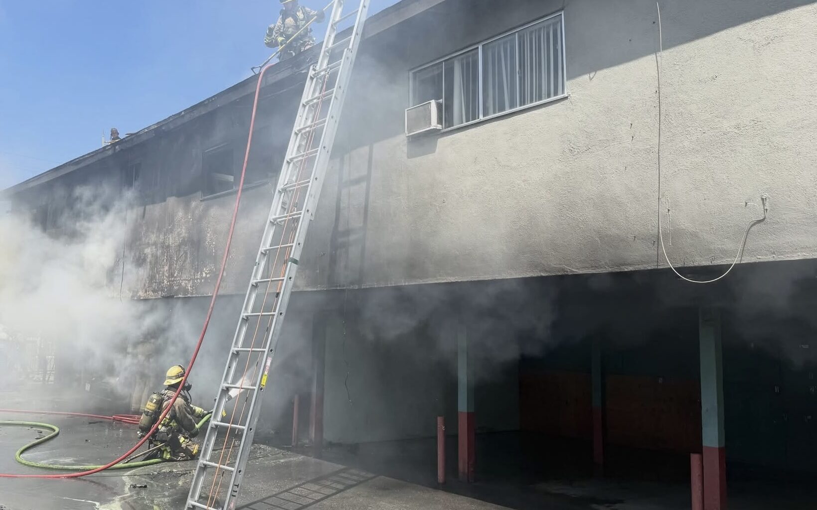 Vehicles Catch Fire in Parking Garage at Long Beach Apartment Building, Two Cats Rescued