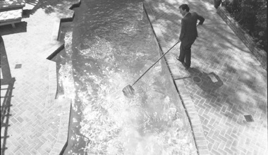L.A.’s Most Unusually Shaped Swimming Pools