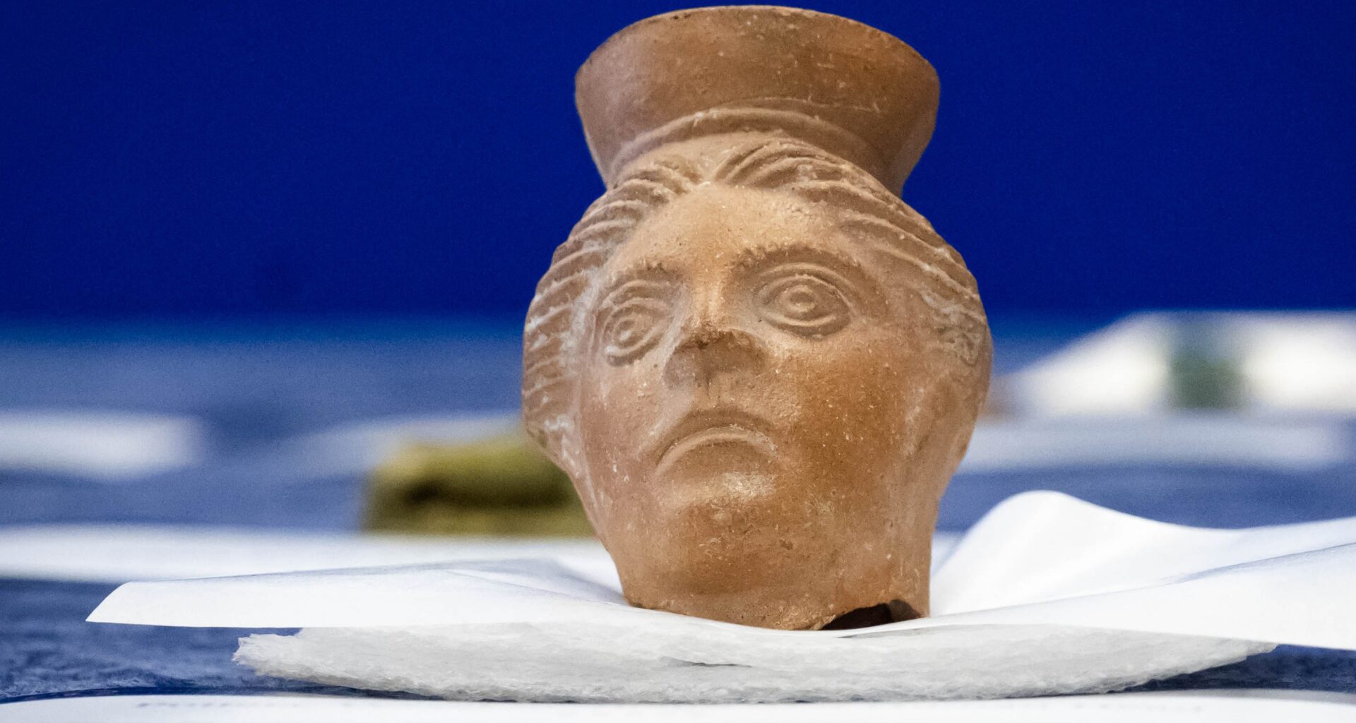FBI in LA returns dozens of ancient artifacts to Egyptian officials – Press Telegram