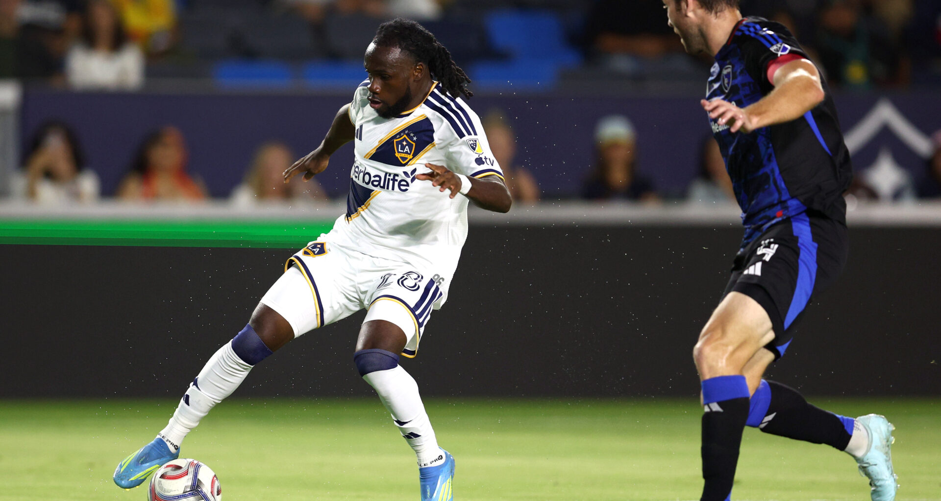 Joseph Paintsil's late goal lead the 10-men Galaxy to win over rival San Jose