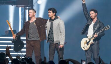Jonas Brothers bringing Burning Up Tour All Over Again to Southern California – Daily News