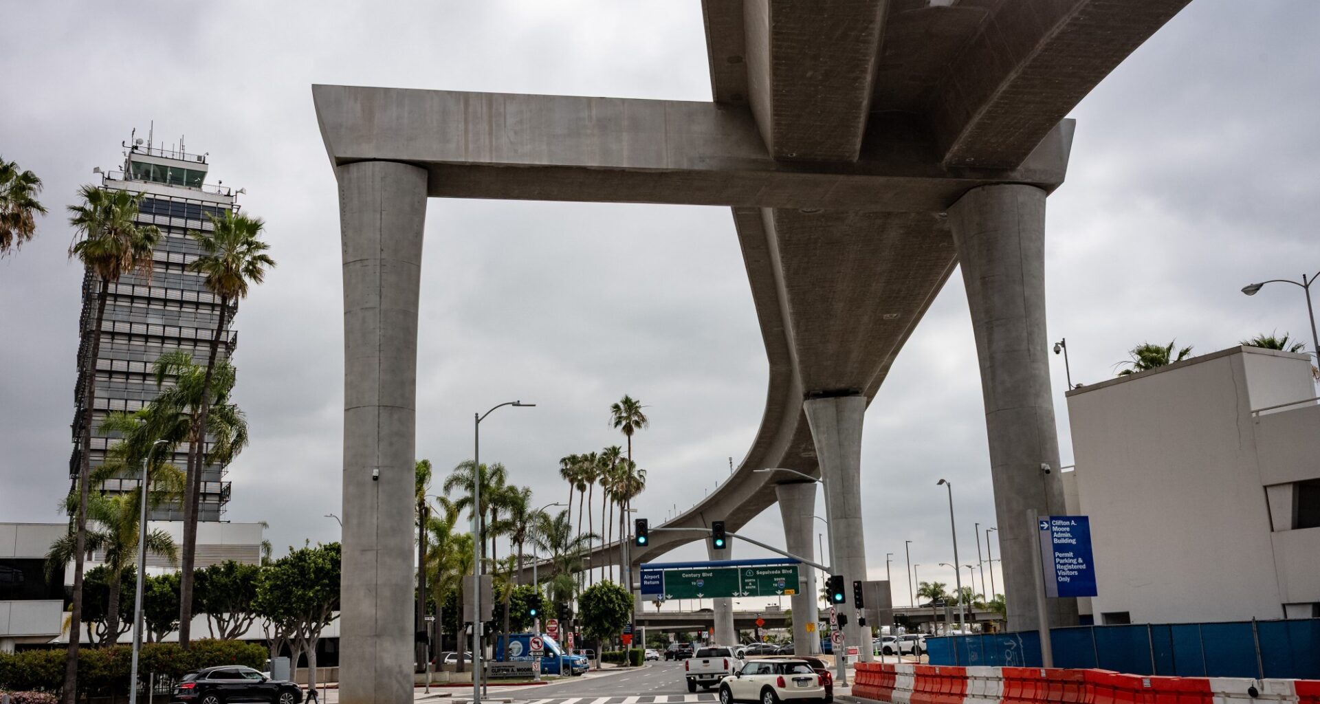 Susan Shelley: How Los Angeles drove its airport train off the rails – Orange County Register