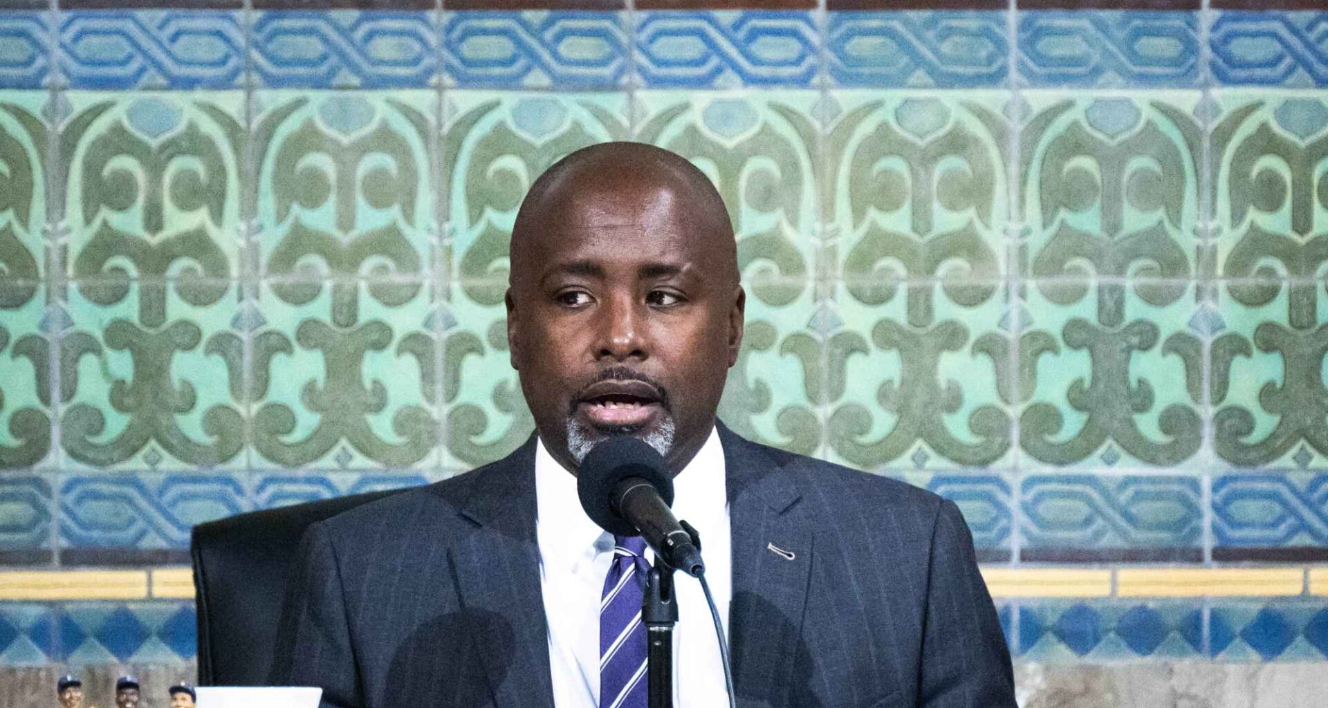LA hires consultant to look into breaking away from LAHSA for homeless services – Daily News