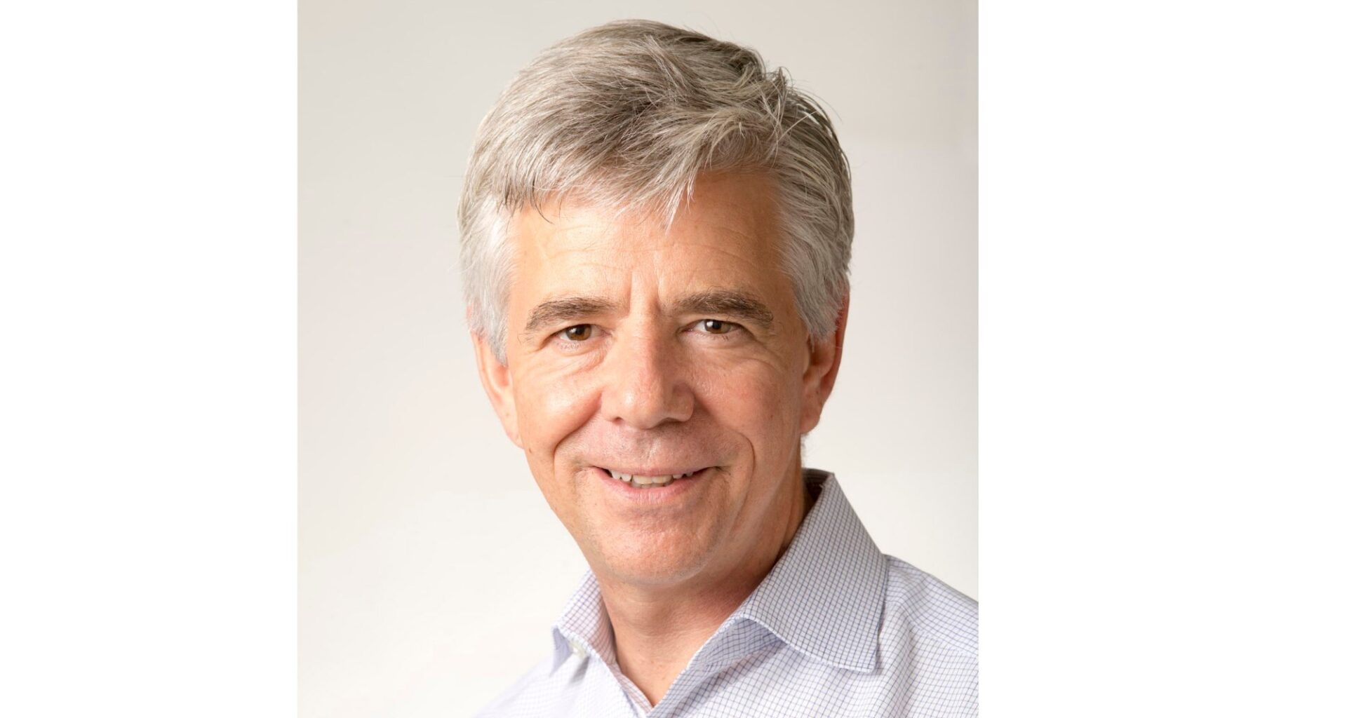 Larry Wilson, ‘quintessential’ Southern California editor, is one of LA’s 2026 Distinguished Journalists – Daily News