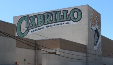 LBUSD officials celebrate most high school students going to school of choice this school year – Press Telegram