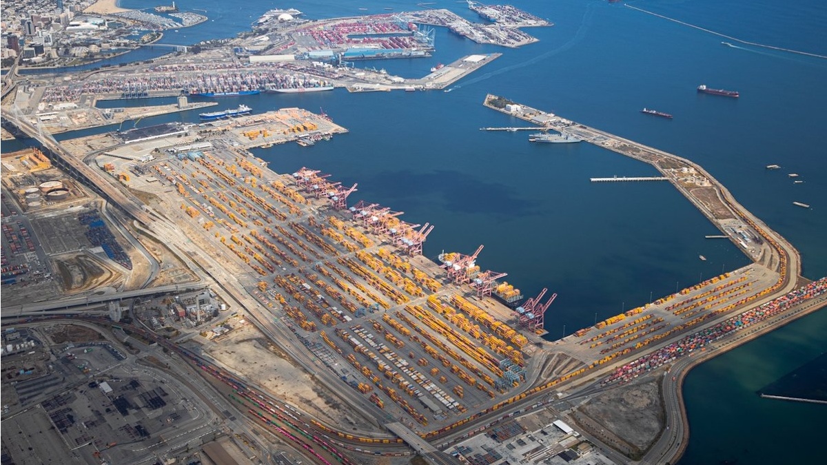 Top West Coast port sees second-best July on record