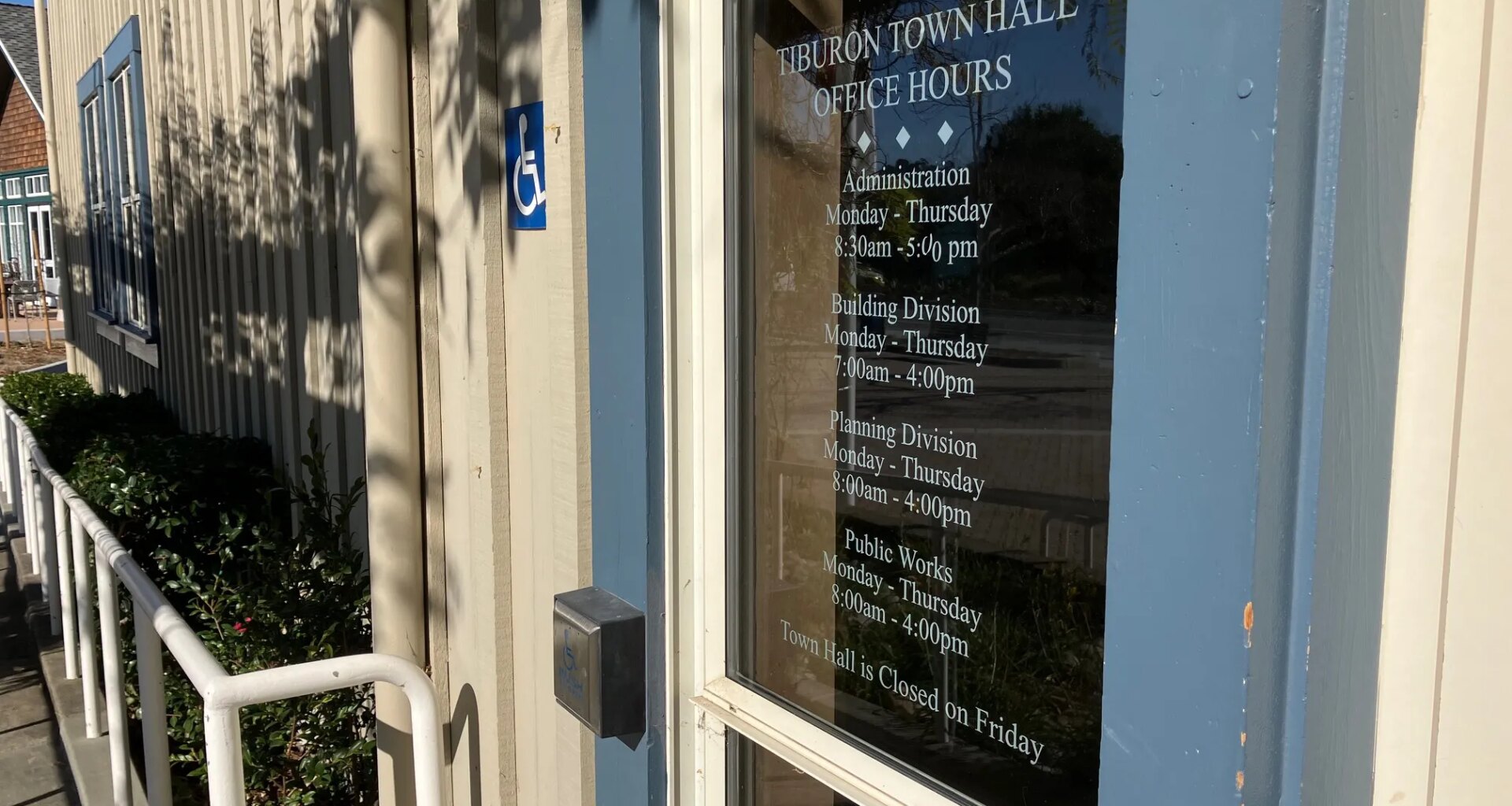Tiburon approves $195K contract to complete delayed audits