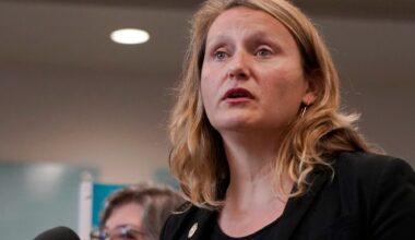 Berkeley's Wicks urged to back anti-pollution bill in Assembly panel