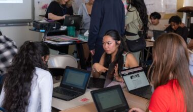 OUSD banned cellphones. Are Chromebooks next?