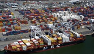 Port of Oakland July cargo holds steady