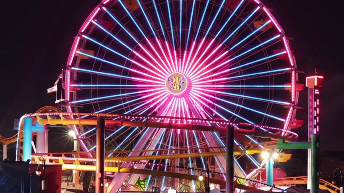 Pacific Park’s Ferris wheel will pay tribute to Dolly Parton – NBC Los Angeles