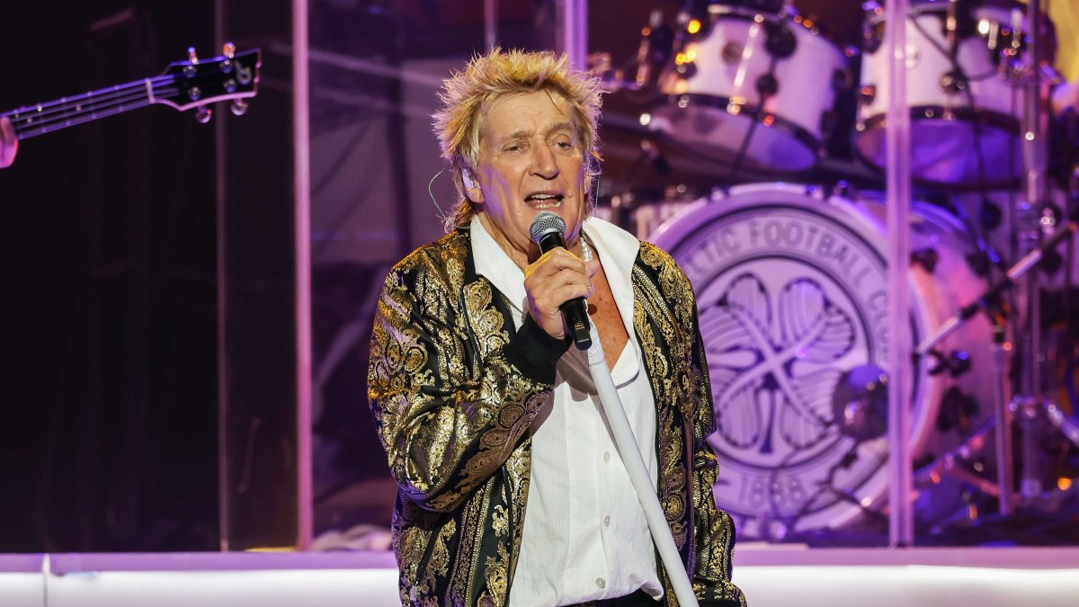 Sir Rod Stewart calls off remaining tour dates after procedure – NBC Los Angeles