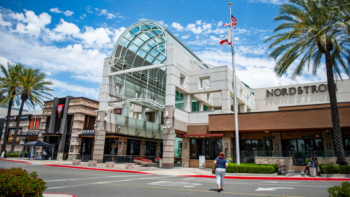 Perfumania to open at Sacramento’s Arden Fair mall