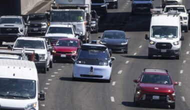 Waymo clears hurdle for robotaxi service in Sacramento