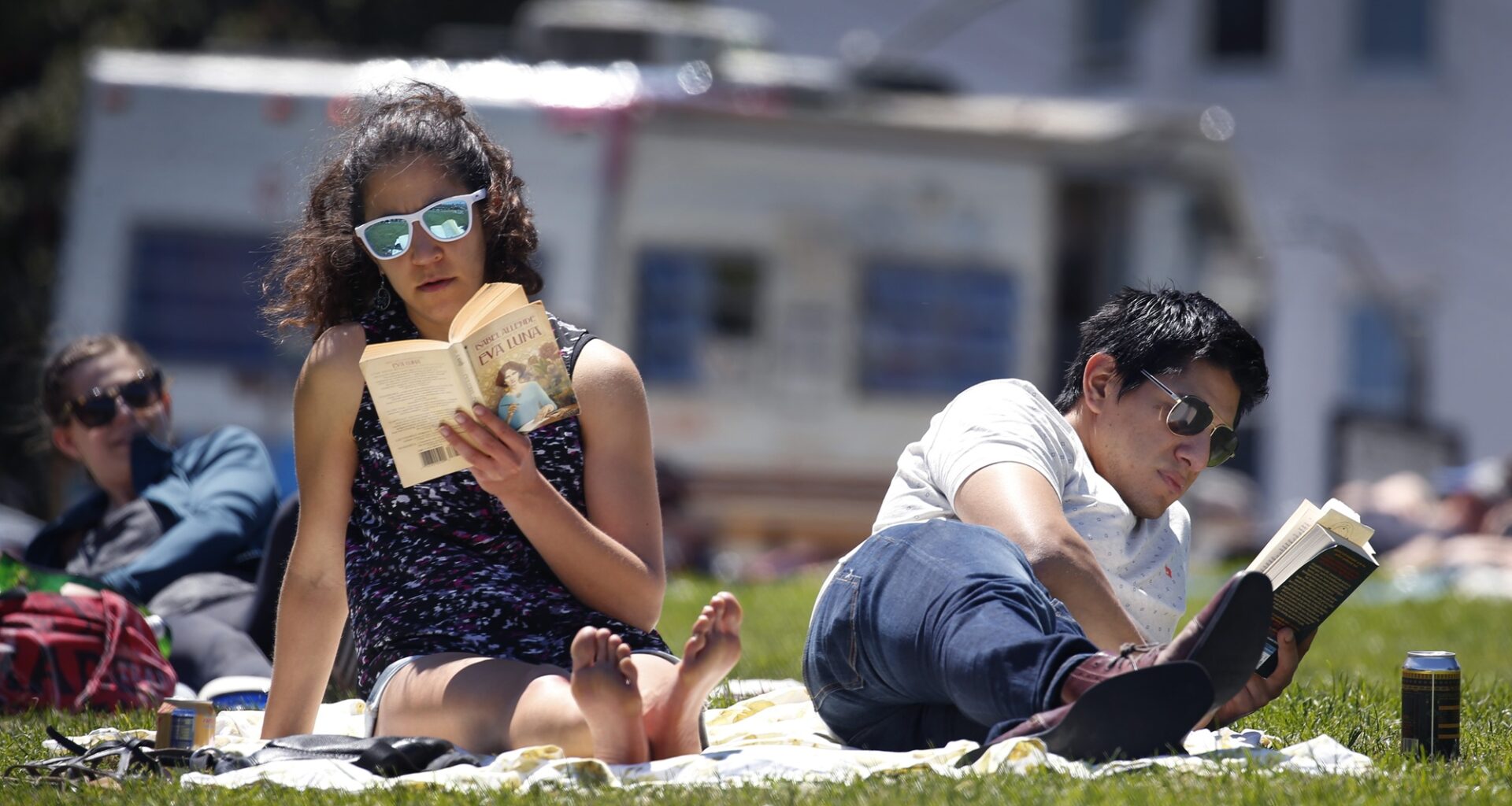 The Best Places to Bring Your Book in the Bay Area (‘Performative Reading’ Accusations Not Included)