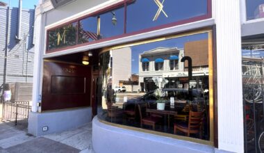 Alameda dining: Burgers and cocktails star at the late-night Mix Bar